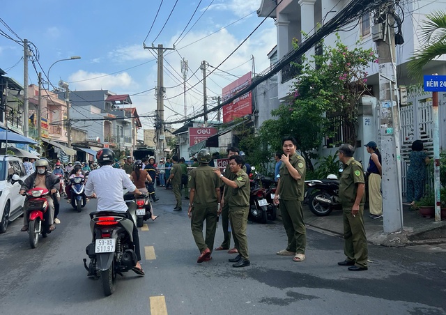 TP.HCM: Cháy nhà ở phường Linh Xuân, thanh niên 20 tuổi tử vong- Ảnh 1. TP.HCM: Cháy nhà ở phường Linh Xuân, thanh niên 20 tuổi tử vong- Ảnh 1.