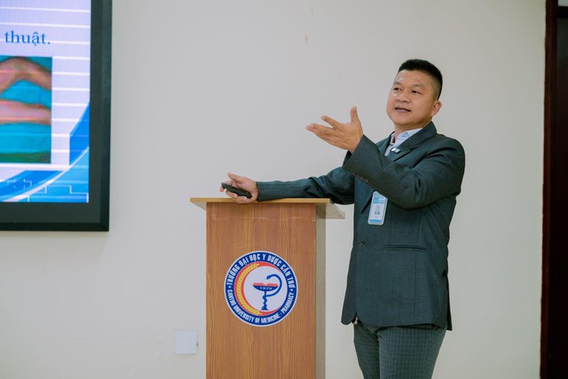 Hội thảo cập nhật xu hướng điều trị vết thương v&agrave; tạo h&igrave;nh thẩm mỹ hiện đại - Ảnh 5.