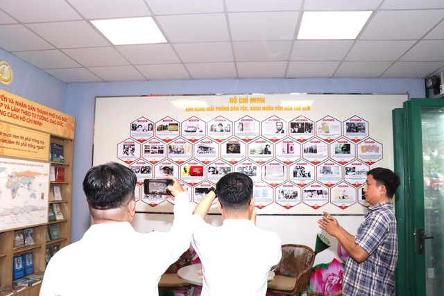 TP.HCM: Rộn ràng các hoạt động mừng sinh nhật Bác- Ảnh 1. TP.HCM: Rộn ràng các hoạt động mừng sinh nhật Bác- Ảnh 1.