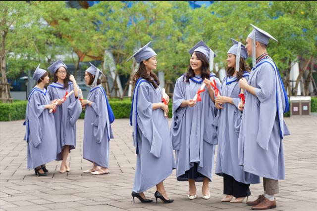 H&eacute; lộ &lsquo;danh hiệu&rsquo; bằng cấp m&agrave; c&aacute;c nh&agrave; tuyển dụng quốc tế lu&ocirc;n săn t&igrave;m - Ảnh 1.