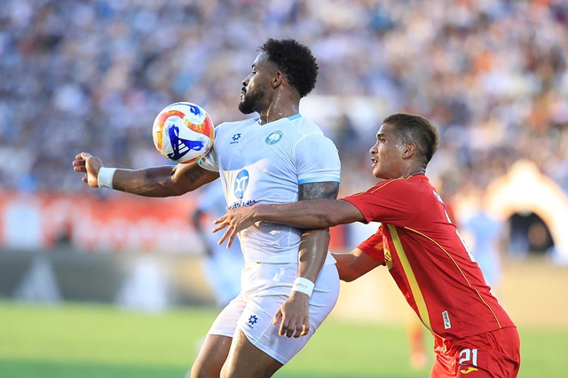 Ông Kim đau đầu khi Xuân Son 'tịt ngòi' ở V-League- Ảnh 1. Ông Kim đau đầu khi Xuân Son 'tịt ngòi' ở V-League- Ảnh 1.