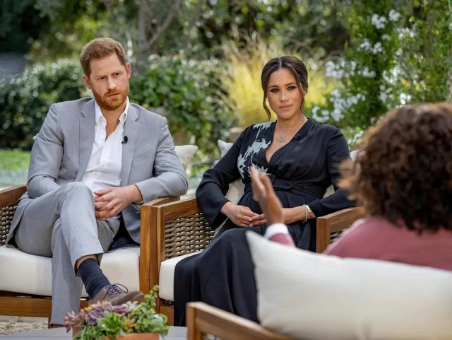 David Beckham và dàn sao Hollywood 'quay lưng' với vợ chồng Hoàng tử Harry - Ảnh 1.