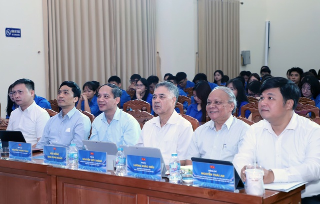 Công tác tuyên truyền miệng vẫn đặc biệt quan trọng và không thể thay thế - Ảnh 2.