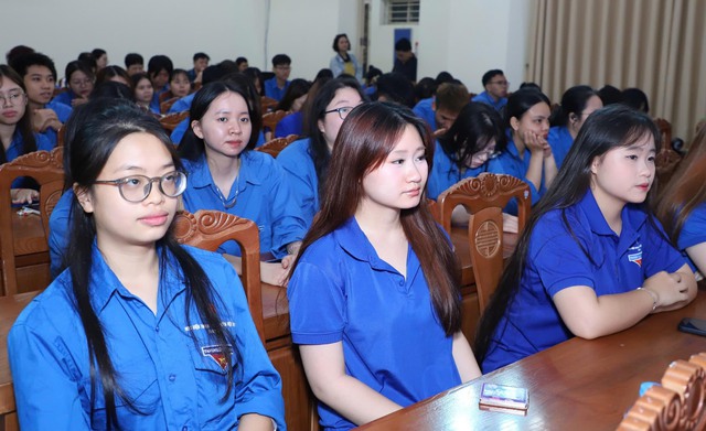 Công tác tuyên truyền miệng vẫn đặc biệt quan trọng và không thể thay thế - Ảnh 4.
