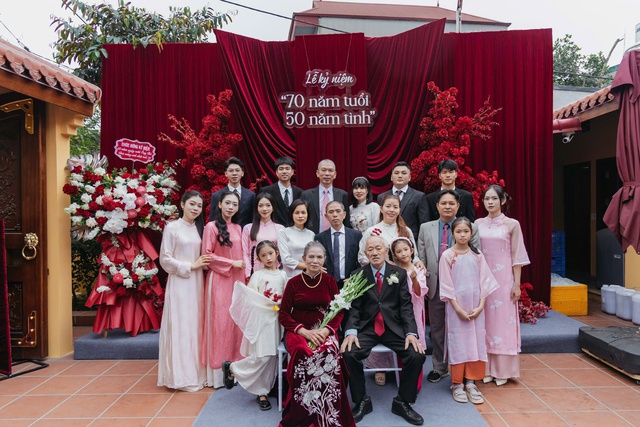 Nên duyên nhờ mai mối, cặp đôi 70 tuổi tổ chức đám cưới vàng sau nửa thế kỷ - Ảnh 4.