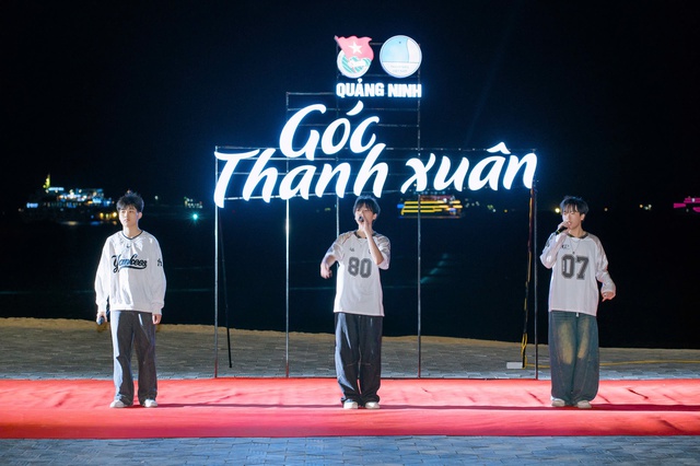'Góc Thanh Xuân' hấp dẫn giới trẻ Hạ Long- Ảnh 1.