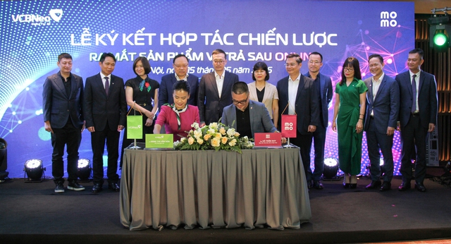 MoMo và VCBNeo hợp tác triển khai Ví Trả Sau- Ảnh 1.