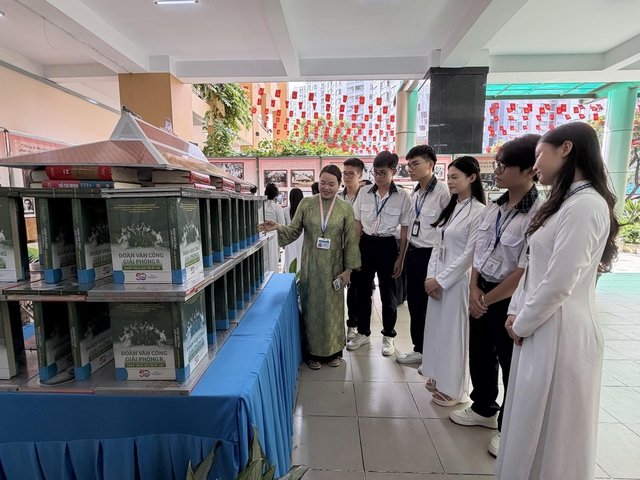 Trường phổ thông duy nhất mang tên Chủ tịch Hồ Chí Minh kỷ niệm sinh nhật Bác - Ảnh 3.