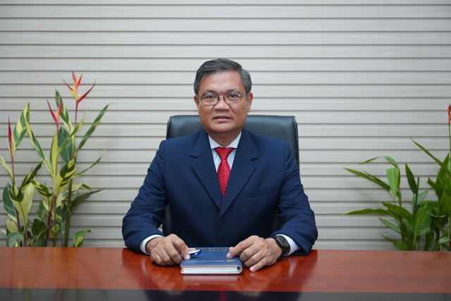 Bộ GD-ĐT bổ nhiệm hiệu trưởng Trường ĐH Mở TP.HCM - Ảnh 1.