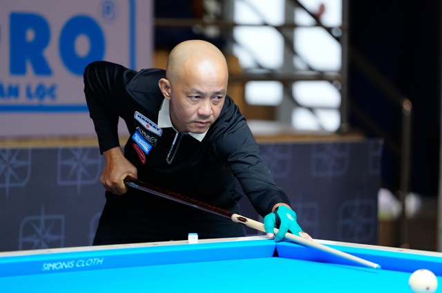 Billiards: Tài năng trẻ Việt Nam gây ấn tượng ngày khởi tranh World Cup TP.HCM- Ảnh 2. Billiards: Tài năng trẻ Việt Nam gây ấn tượng ngày khởi tranh World Cup TP.HCM- Ảnh 2.