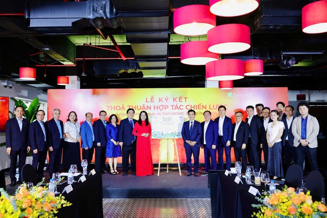 Saigontourist Group và Đất Việt VAC hợp tác du lịch và văn hóa, truyền thông giải trí - Ảnh 3.