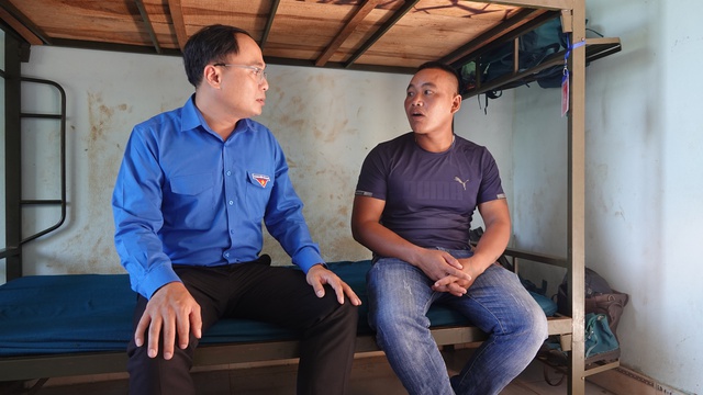 Người chăn bò và “tiếng gọi” từ hang đá - Ảnh 1.