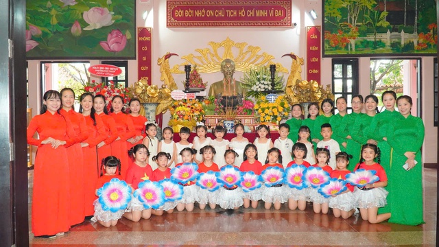 Ngôi trường mang tên ngày sinh Bác Hồ làm điều ý nghĩa - Ảnh 5.