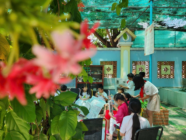 Kỷ niệm ngày sinh Bác Hồ, nhìn lại những tựa sách 'vạn bản' về Bác - Ảnh 2.