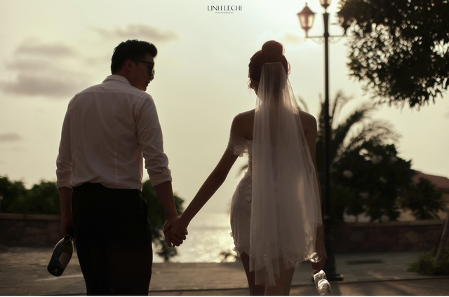 Nữ diễn vi&ecirc;n phim giờ v&agrave;ng tiết lộ cuộc sống h&ocirc;n nh&acirc;n với chồng k&eacute;m tuổi - Ảnh 1.