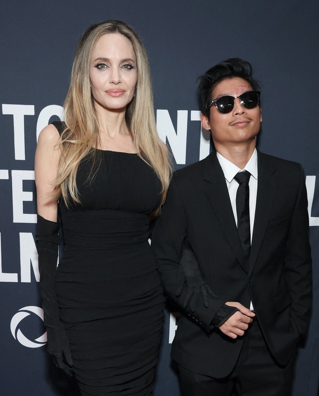 Pax Thiên xuất hiện bên Angelina Jolie sau khi bị tung tin qua đời - Ảnh 3.