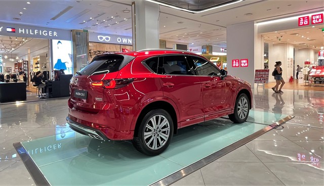4 mẫu SUV, crossover giá thấp 'không tưởng' khi thị trường ô tô lại đua giảm giá - Ảnh 4.