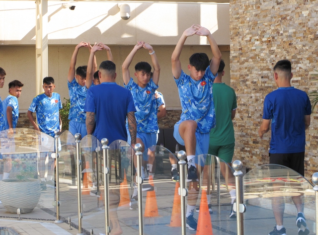 U.17 Việt Nam và hành động đặc biệt trong ngày đầu ở Ả Rập Xê Út, sắp đá lúc 0 giờ- Ảnh 1.