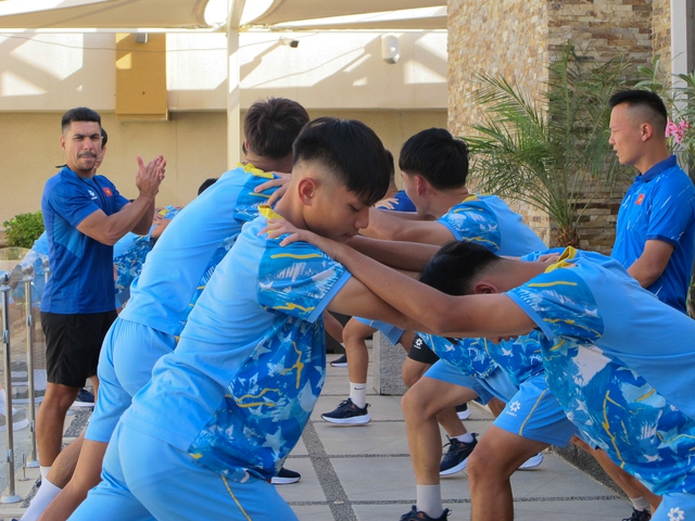 U.17 Việt Nam và hành động đặc biệt trong ngày đầu ở Ả Rập Xê Út, sắp đá lúc 0 giờ- Ảnh 2.