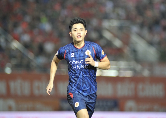  Tiến rất sát ngôi vô địch V-League- Ảnh 2.