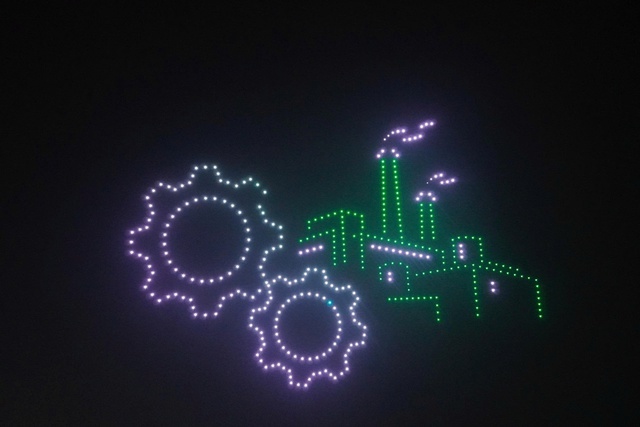 400 drone xếp h&igrave;nh s&acirc;n bay Long Th&agrave;nh ch&agrave;o mừng Đồng Nai l&ecirc;n th&agrave;nh phố - Ảnh 10.