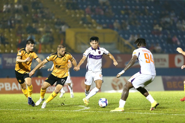 Bảng xếp hạng V-League mới nhất: Thanh H&oacute;a hết &lsquo;kh&oacute;c&rsquo; to, Đ&agrave; Nẵng lại bị ch&igrave;m rất s&acirc;u- Ảnh 3.