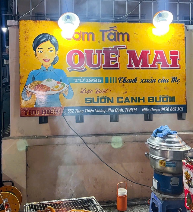 Ch&agrave;ng gi&aacute;m đốc bỏ việc về b&aacute;n cơm chăm mẹ bệnh nặng - Ảnh 2.