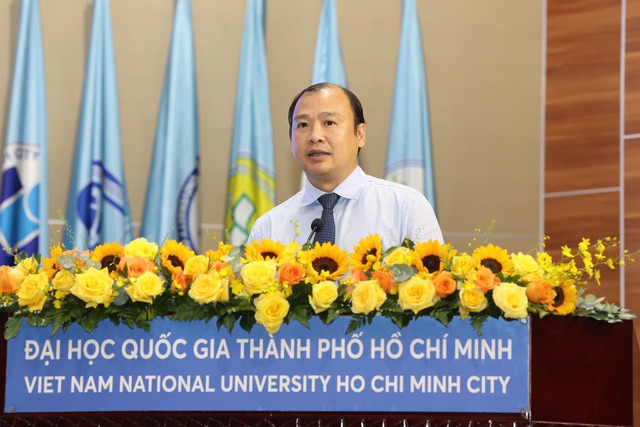 Cần chuyển từ tư duy ‘thu hút’ sang ‘cạnh tranh nhân tài toàn cầu’ - Ảnh 2.