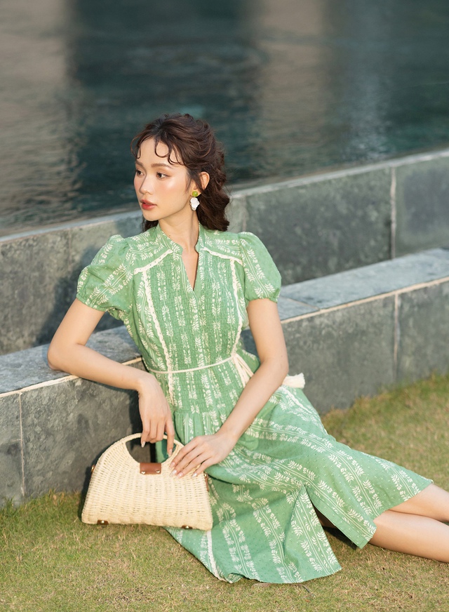 Gam màu pastel dịu dàng chiếm sóng tủ đồ hè- Ảnh 4. Gam màu pastel dịu dàng chiếm sóng tủ đồ hè- Ảnh 4.