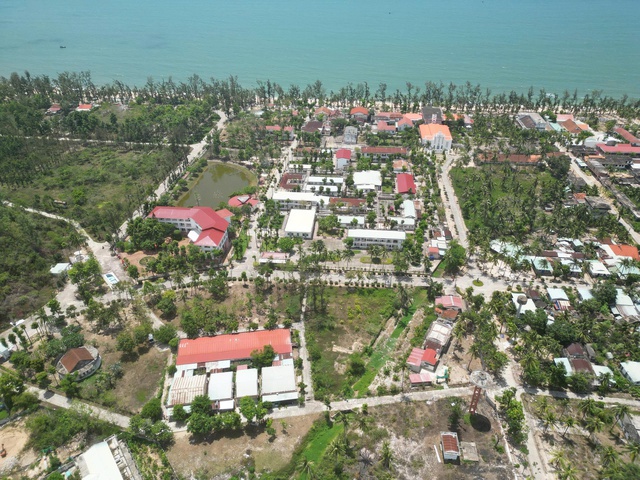 Nơi an nghỉ của thi sĩ Hàn Mạc Tử sắp thành siêu đô thị du lịch- Ảnh 1. Nơi an nghỉ của thi sĩ Hàn Mạc Tử sắp thành siêu đô thị du lịch- Ảnh 1.