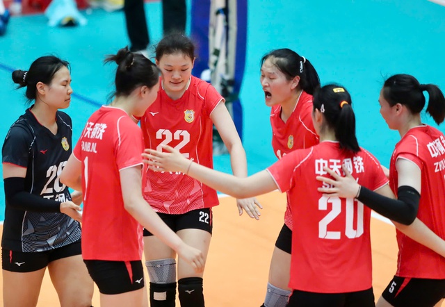 C&aacute;c tay đập 'khủng long" đưa CLB Giang T&ocirc; v&agrave;o chung kết C&uacute;p b&oacute;ng chuyền VTV9-B&igrave;nh Điền- Ảnh 4.