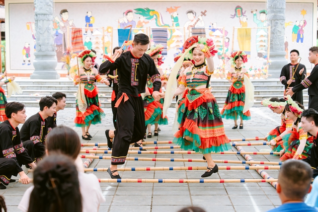 Điều gì đang khiến những 'đảo hội' trở thành 'thỏi nam châm' hút khách du lịch? - Ảnh 6.