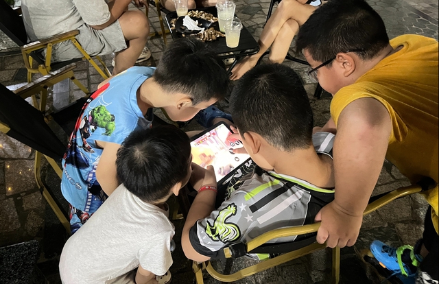 Con nghỉ hè, phụ huynh tất bật tìm lớp học và chỗ gửi trẻ - Ảnh 2.