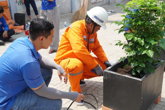 'Không làm những điều lớn lao, nhưng chúng tôi hiểu rõ trách nhiệm của mình' - Ảnh 3.