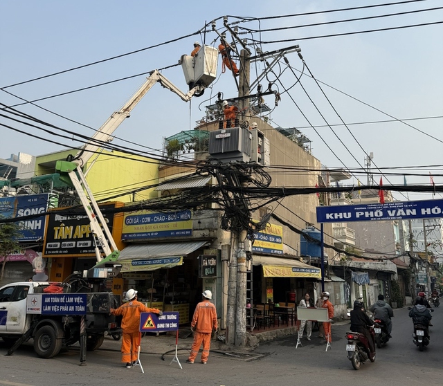 'Người hạnh phúc nhất là người mang lại hạnh phúc cho nhiều người nhất' - Ảnh 1.