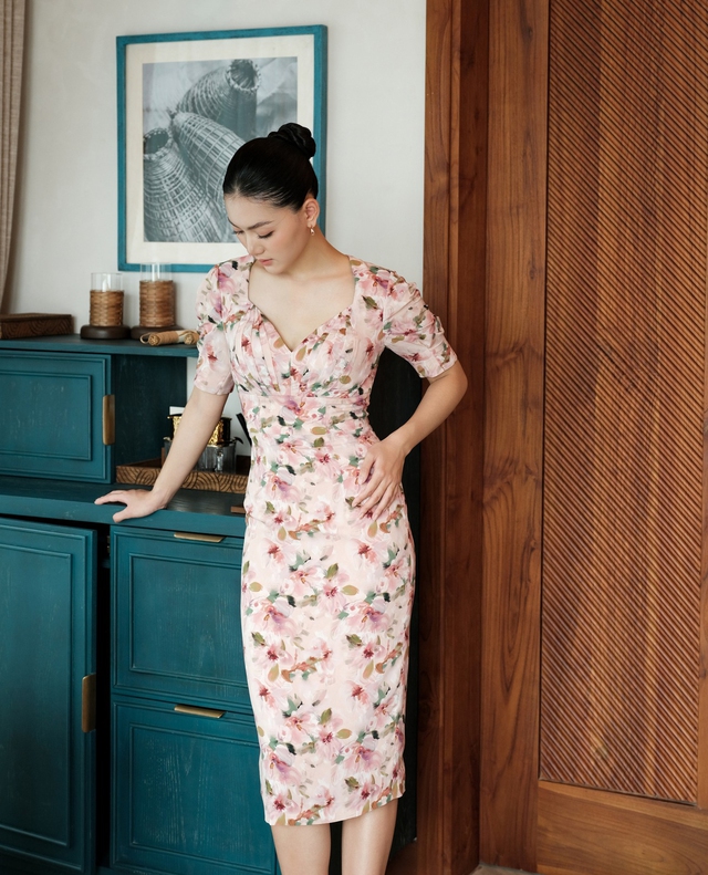Kiểu váy họa tiết ấn tượng nhất mùa - Ảnh 3.