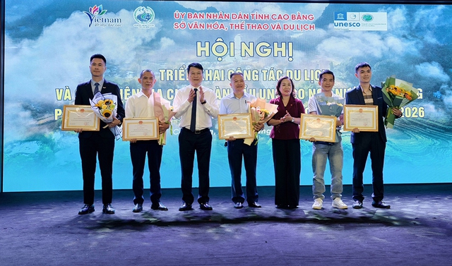 Người có 'hoa chân' mê quảng bá du lịch, kết nối yêu thương- Ảnh 4. Người có 'hoa chân' mê quảng bá du lịch, kết nối yêu thương- Ảnh 4.