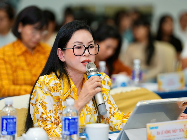Kích thích tiêu dùng, tạo 'bệ đỡ' cho tăng trưởng kinh tế- Ảnh 3. Kích thích tiêu dùng, tạo 'bệ đỡ' cho tăng trưởng kinh tế- Ảnh 3.
