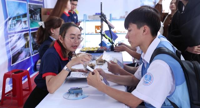 H&agrave;ng ng&agrave;n việc l&agrave;m  - Ảnh 2.