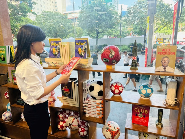 Hấp dẫn với kh&ocirc;ng gian trải nghiệm World Cup 2026 độc đ&aacute;o tại TP.HCM- Ảnh 2.