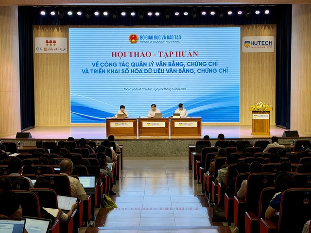 Bối rối việc in sao, cấp bằng tốt nghiệp sau khi trường sáp nhập đổi tên - Ảnh 1.