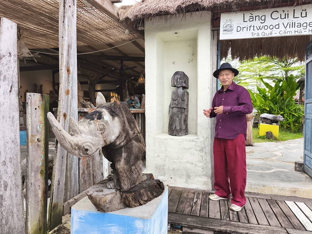 Chuyện người làm nghề độc lạ: Củi lũ và giấc mơ 'bảo tàng đời củi'- Ảnh 4. Chuyện người làm nghề độc lạ: Củi lũ và giấc mơ 'bảo tàng đời củi'- Ảnh 4.