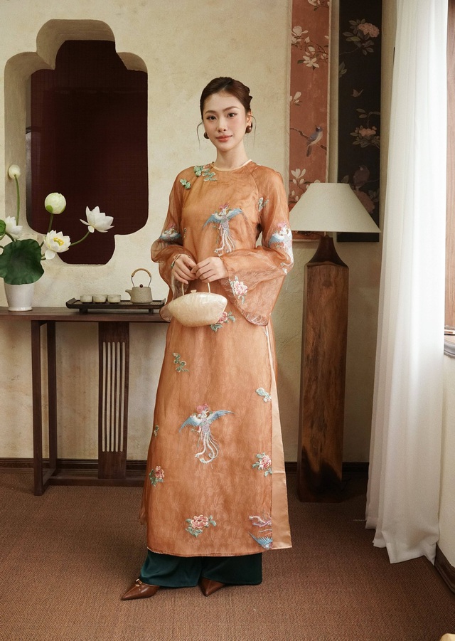 Một tà áo dài, muôn vẻ đẹp Việt Nam - Ảnh 8.