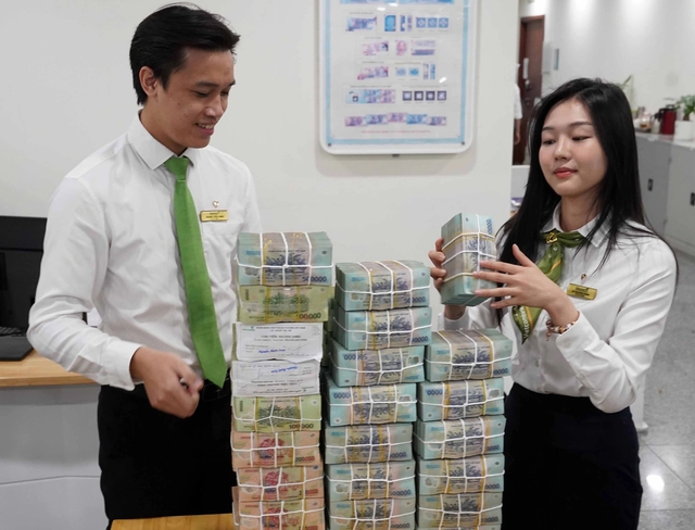Chặn 4.400 tỉ chuyển khoản lừa đảo nhờ ngân hàng cảnh báo - Ảnh 2. Chặn 4.400 tỉ chuyển khoản lừa đảo nhờ ngân hàng cảnh báo - Ảnh 2.