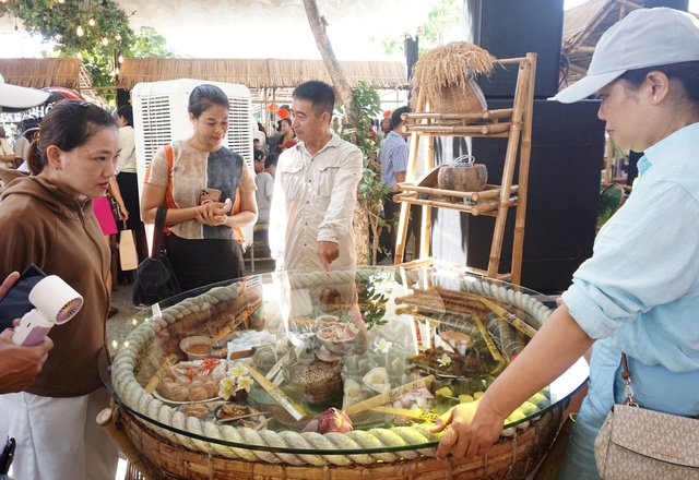 Đà Nẵng hút khách với 'Hộ chiếu ẩm thực' tại ngày hội bánh dân gian- Ảnh 2.