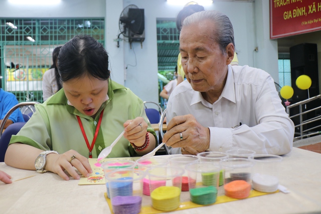 'Trao hạnh phúc' từ sự quan tâm của Tổng Bí thư, Chủ tịch nước Tô Lâm- Ảnh 1.