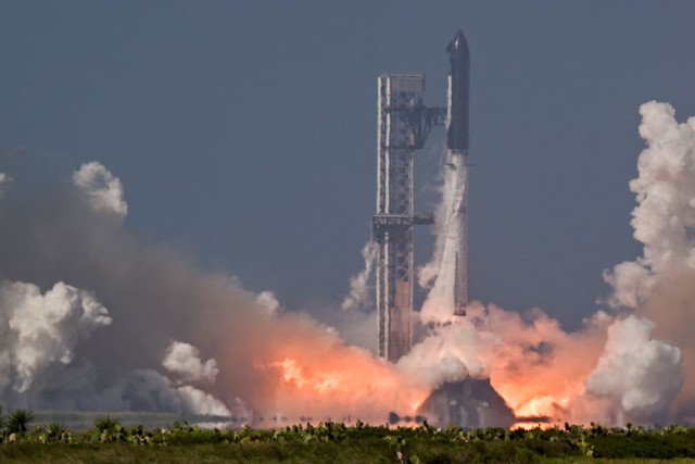 SpaceX’s upgraded Starship V3 completes debut test flight from Texas - Ảnh 1.