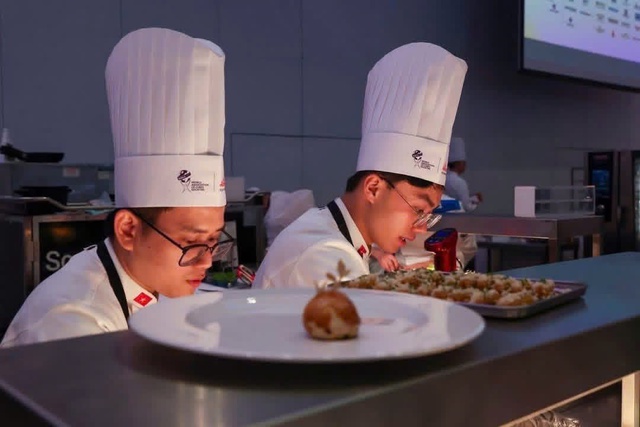 Đầu bếp Việt lần đầu vào top 8 thế giới- Ảnh 1.