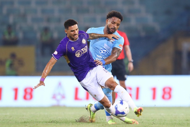 Bảng xếp hạng V-League mới nhất: HAGL v&agrave; Becamex TP.HCM t&igrave;nh thế vẫn nguy nan, Thanh H&oacute;a &lsquo;tim đập dồn&rsquo;- Ảnh 2.
