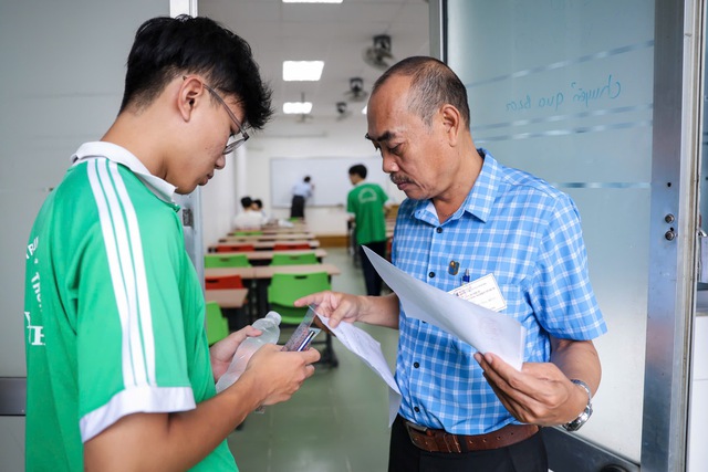 ĐH Quốc gia TP.HCM thông tin việc công bố điểm thi đánh giá năng lực đợt 2 - Ảnh 2.